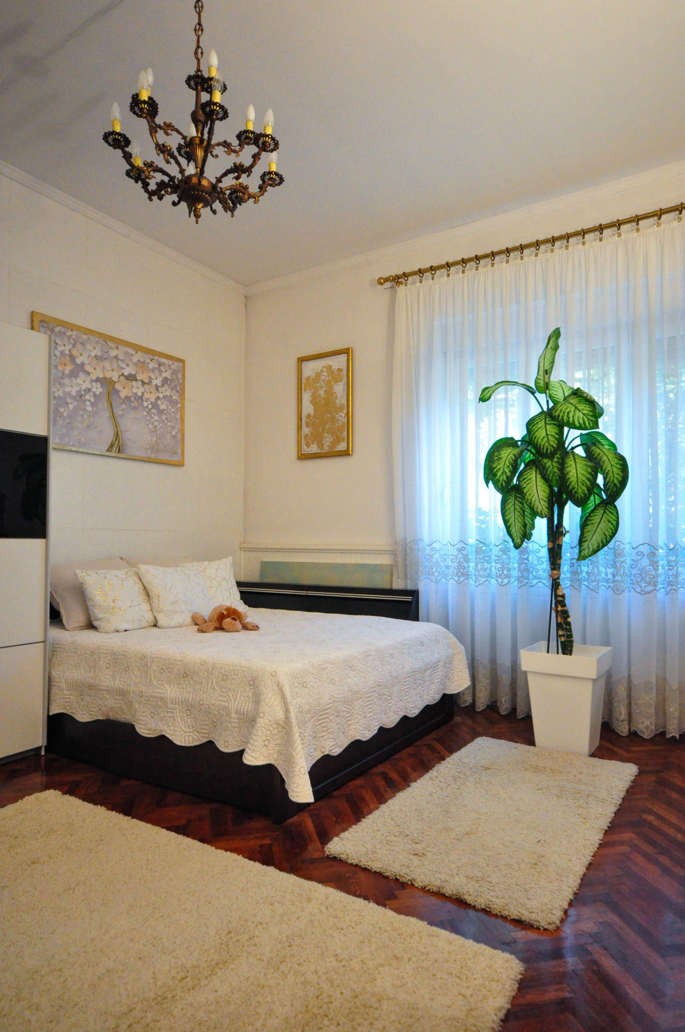 Квартира, 1076 м², 340 159$ — FAKTOR